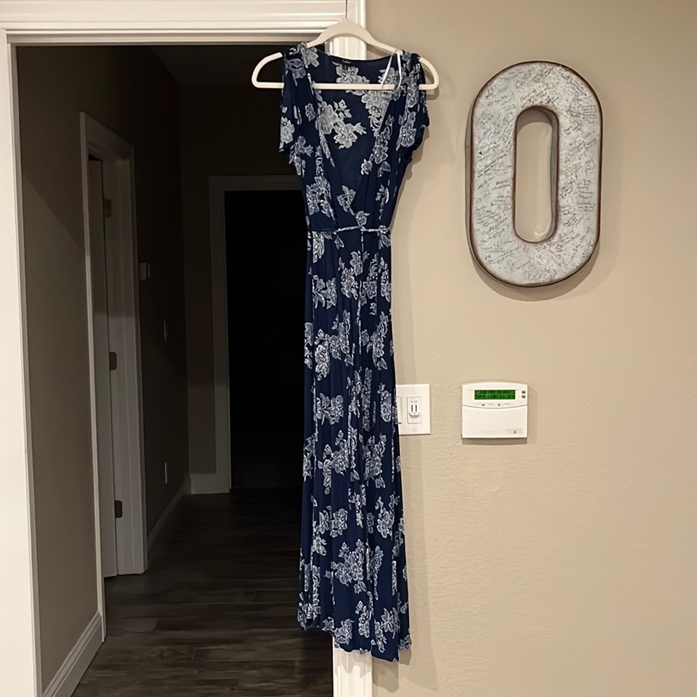 Lulus floral maxi dress